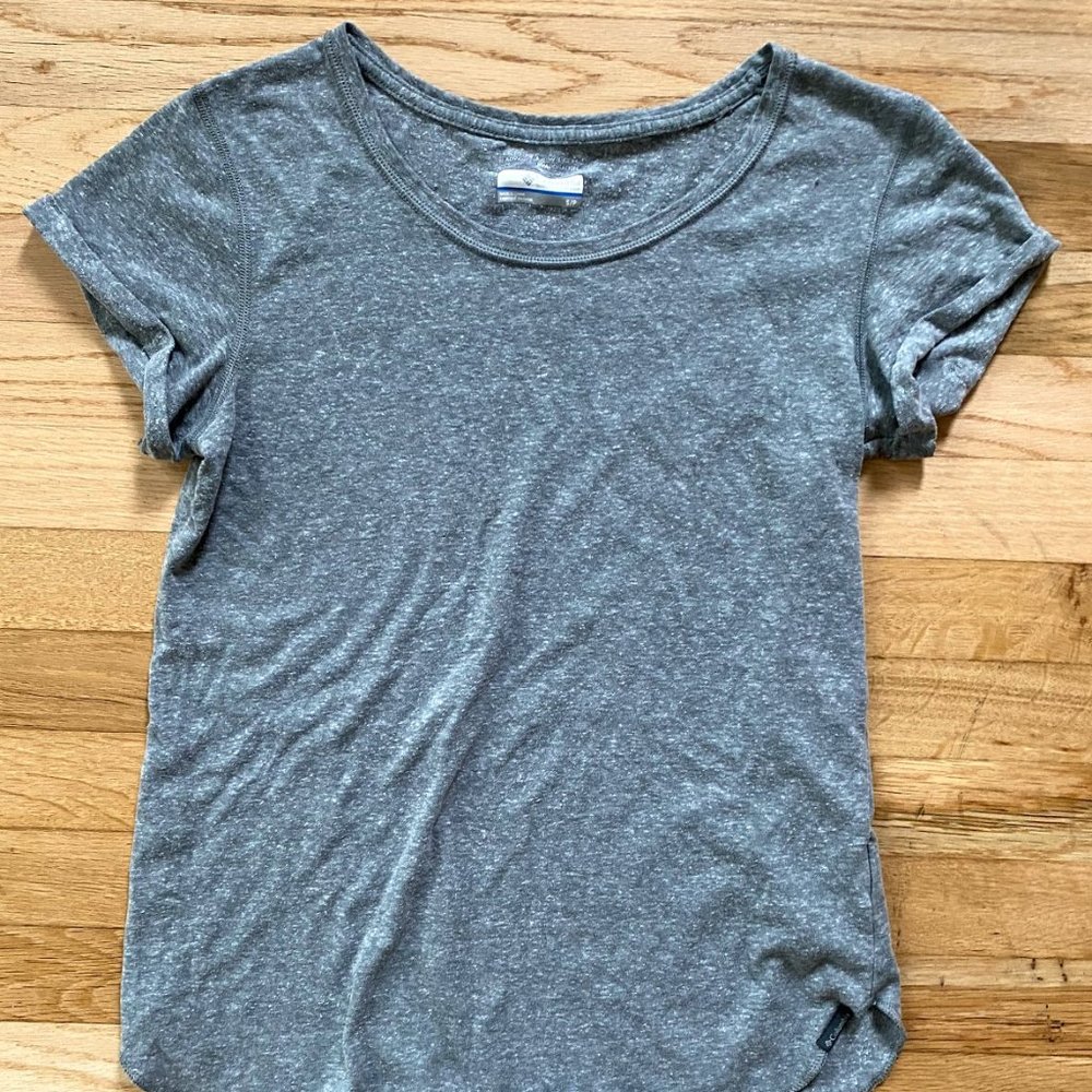 Super Soft Columbia Women's S Tee